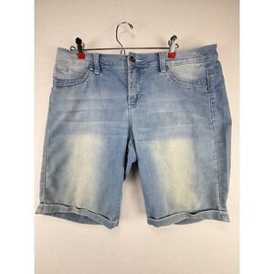 Royalty for Me WannaBettaButt Light Wash Denim Bermuda Shorts Womens 14